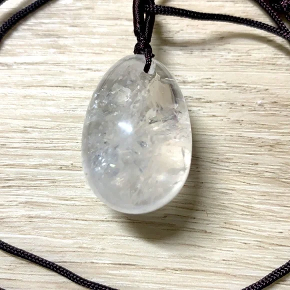 Natural Clear Quartz Adjustable Egg Necklace - Picture 3 of 3